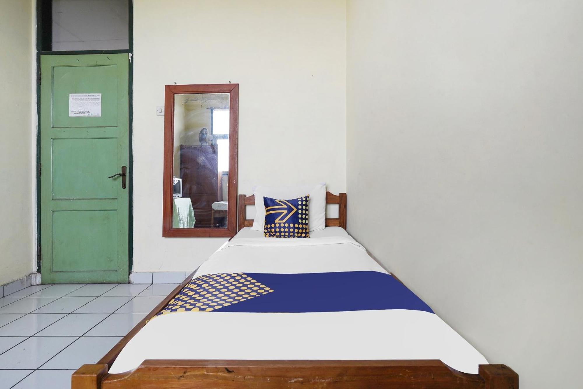 Spot On 91064 Wisma Lec Syariah Garut Exterior foto