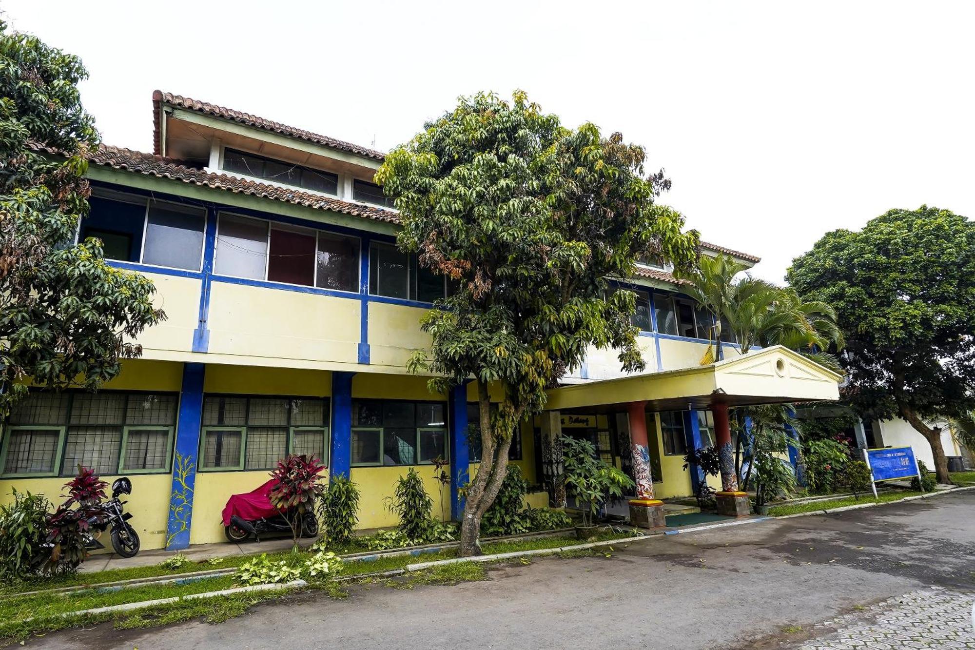 Spot On 91064 Wisma Lec Syariah Garut Exterior foto